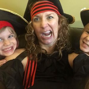 Meet your Posher, Julie